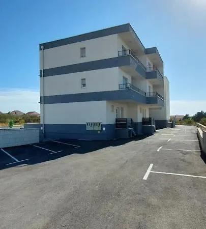 Apartments Am'An With Pool, Novalja Exterior photo