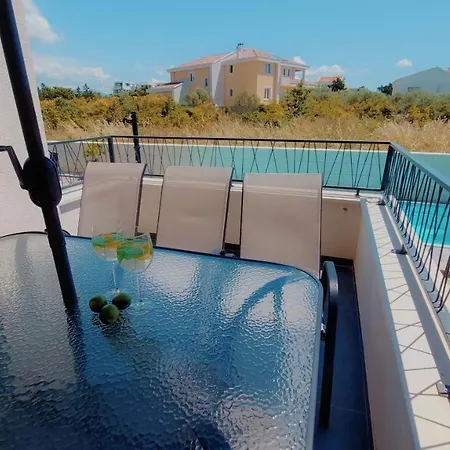 Apartments Am'An With Pool, Novalja Exterior photo