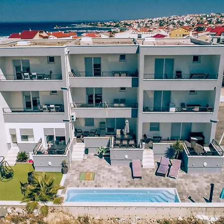 Apartments Am'An With Pool, Novalja Exterior photo