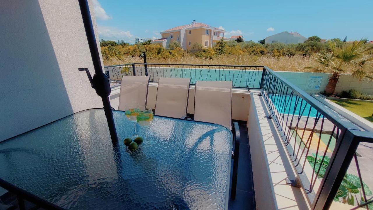Am'an With Pool, Apartment Novalja