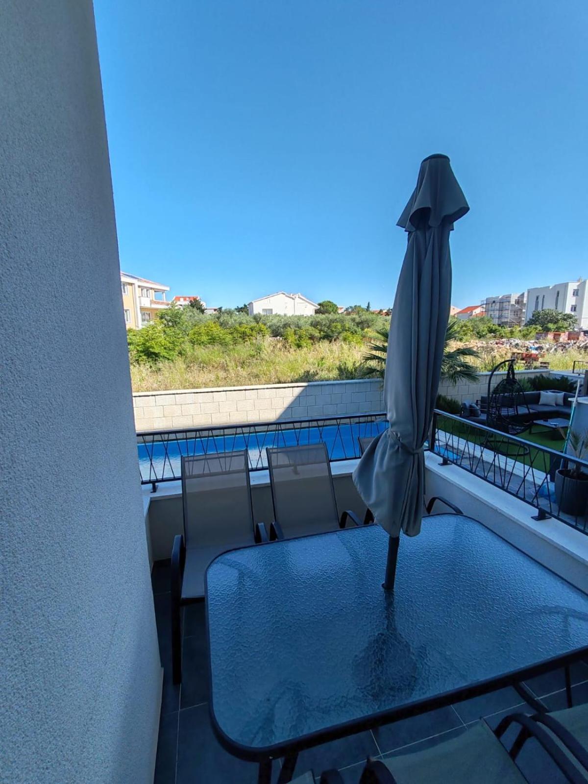 Am'an With Pool, Apartment