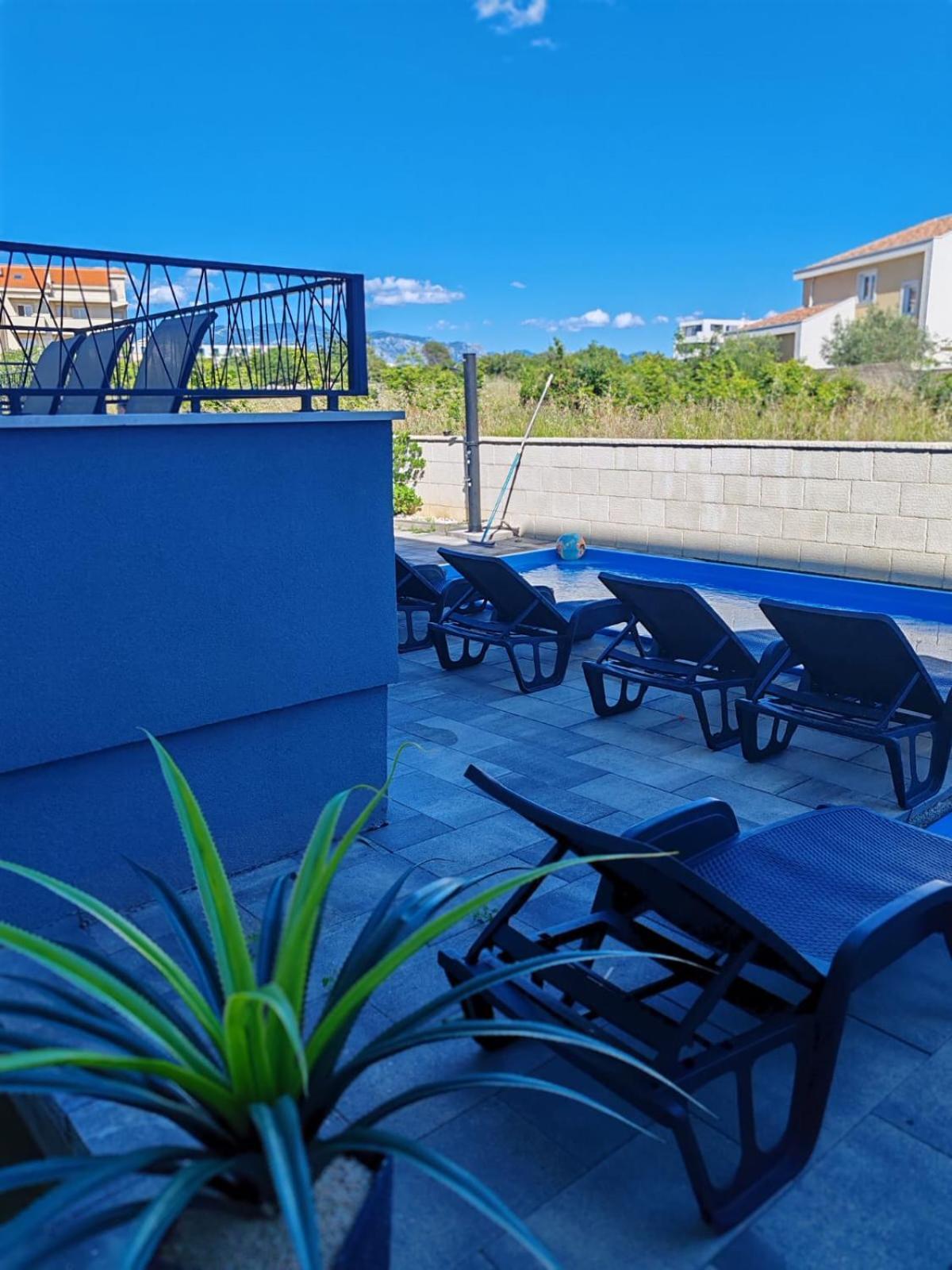 Apartment Am'an With Pool, *